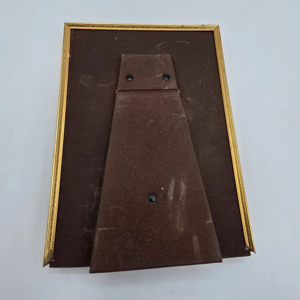 MCM Brass/Gold Tone Metal Picture Frames With Photo Of‎ Baby Girl